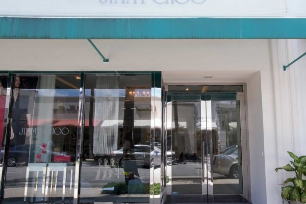 Jimmy Choo: Shop & Share on Black Friday!